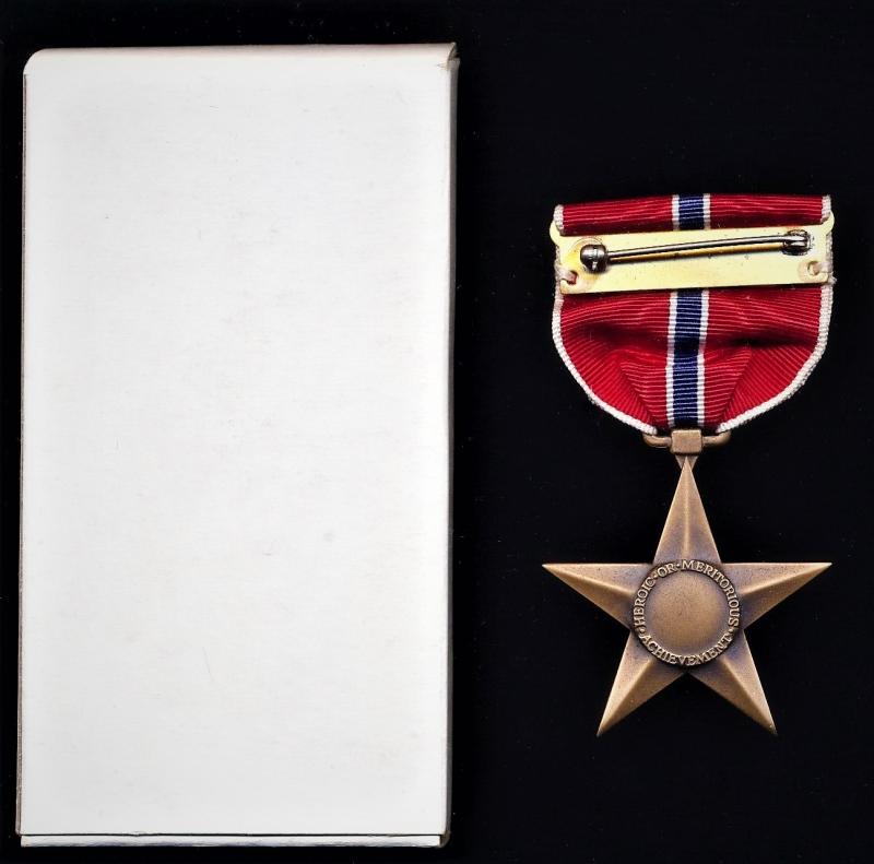 United States: Bronze Star Medal. With 'V' Valor device on riband. Circa 1945-65 (including Second World War, Korean War and Vietnam War)