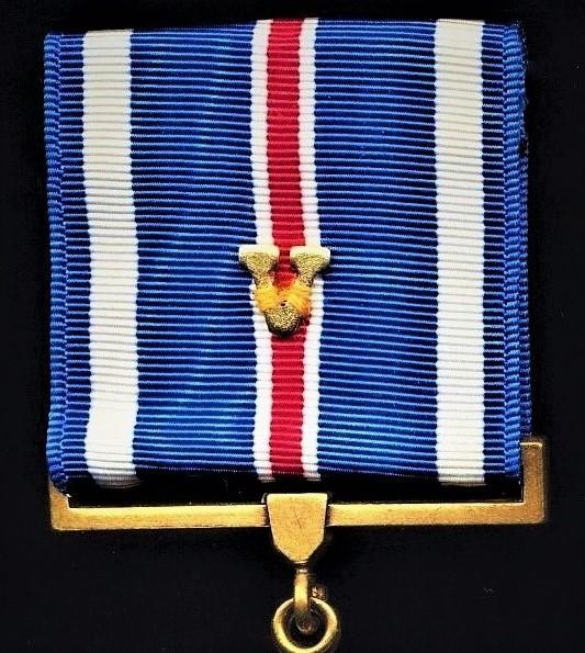 United States: Distinguished Flying Cross. With combat 'V' Valor device, as worn by United States Navy & United States Marine Corps