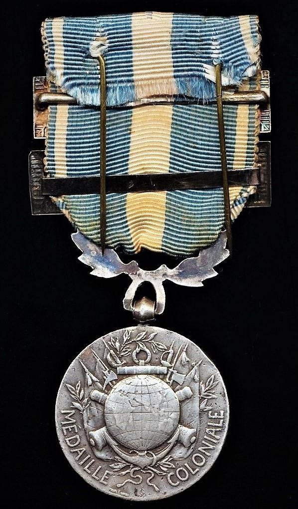 Médaille Coloniale Avec Agrafes AFRIQUE FRANÇAISE LIBRE, LIBYE, TUNISIE 42-43 - Décoration Militaire Vintage