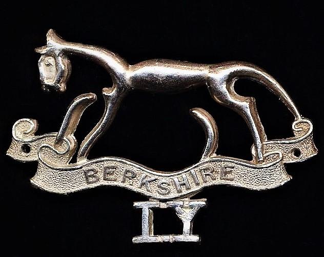 The Royal Berkshire (Hungerford) Yeomanry (Dragoons) Imperial Yeomanry: Cap badge. White metal. Circa 1899-1908