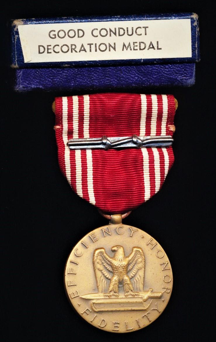 United States of America: Army Good Conduct Medal. Type II. With 'Silver' further service bar with '2 x Knots'