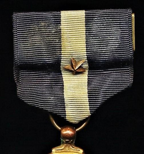United States: Navy Cross. With further award 'Star' emblem