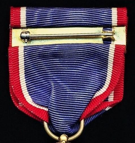 United States: Distinguished Service Cross (Army). With 1 x bronze 'Oakleaf Cluster' on riband. Circa 1950-1970