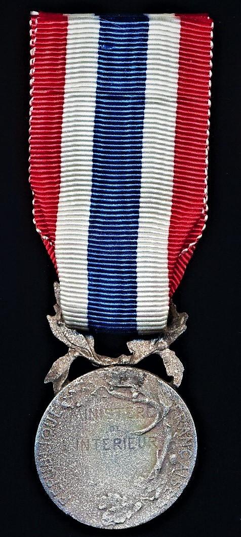 France: Medal of Honour of the French Police (Medaille D'Honneur De La Police Nationale). Intermediate model 1936-1937. Silvered bronze