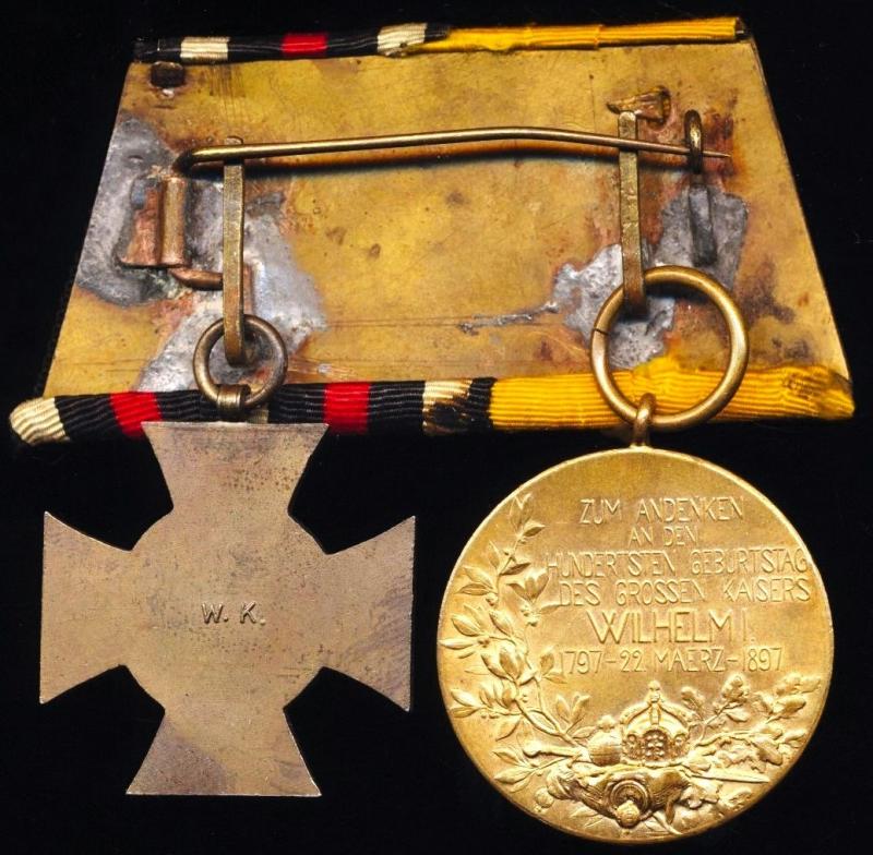 Germany (Imperial): 'Service under Two Kaiser's', n un-attributed 'Parade Mounted' pair of Great War and Prussian commemorative medals: