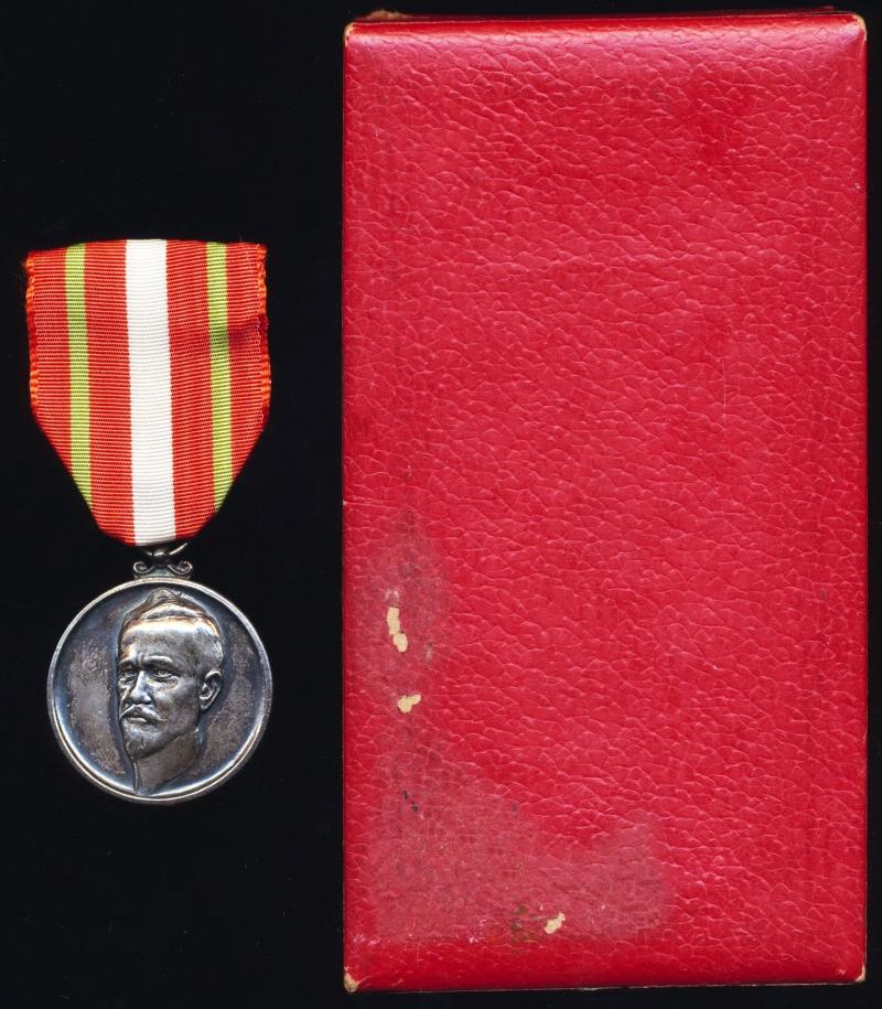 Brazil (Republic): Commemorative Medal for the Centenary of the Birth of Lauro Muller. Silvered medal