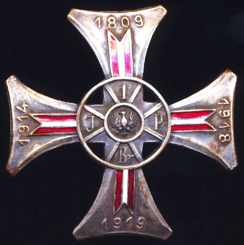 Poland (Republic 1918-1939): 11th Legion Uhlan Regiment (Ciechanow) 1929. White metal & enamel. Regimental badge to a Cavalry Regiment of the Polish Army