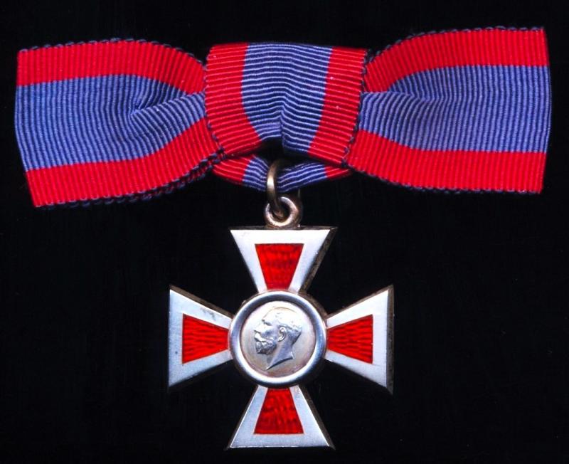 Royal Red Cross: 2nd Class 'Associate of the Royal Red Cross' (A.R.R.C.). GV issue. Silver & enamel Breast Badge