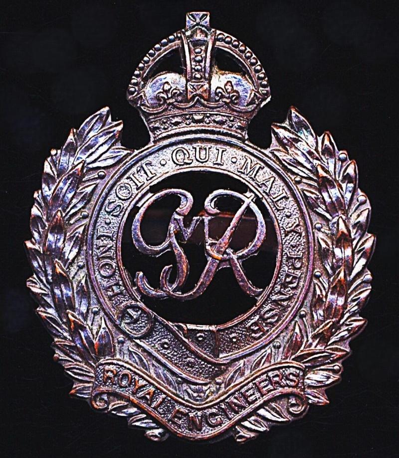 Royal Engineers. GVI King's Crown 'Officer's Service Dress' (OSD) bronze metal cap badge. Die-struck with solid laurel wreath & voided centre. Circa 1937-1952