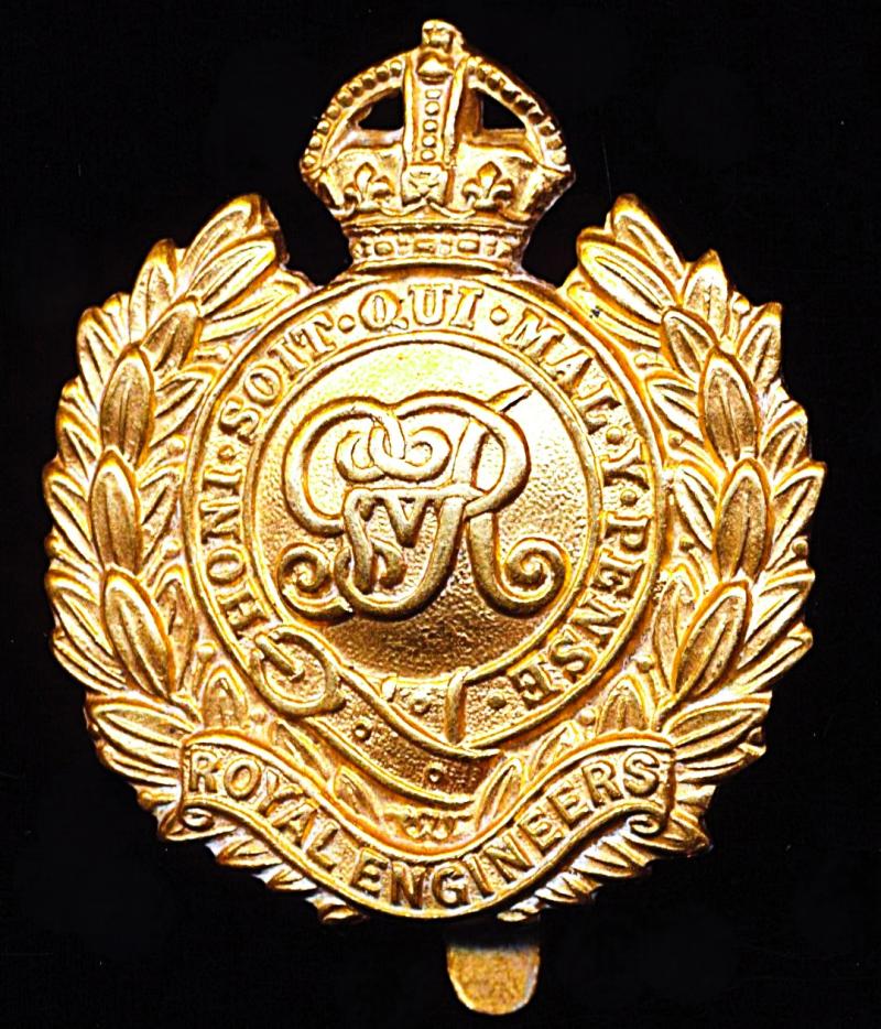 Royal Engineers. GV King's Crown gilding metal cap badge. Die-struck solid centre style