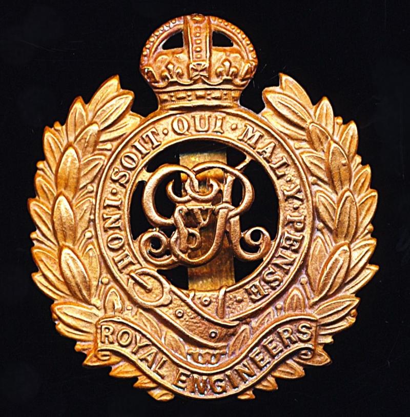 Royal Engineers. GV King's Crown gilding metal cap badge. Die-struck voided centre style