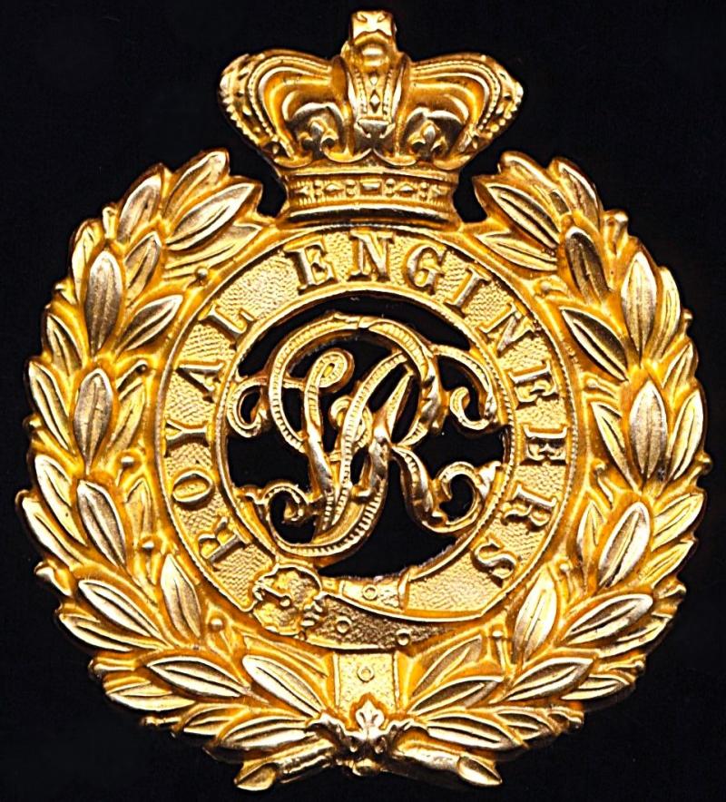 Royal Engineers. Victorian issue Queen's Crown gilding metal die-pressed cap badge