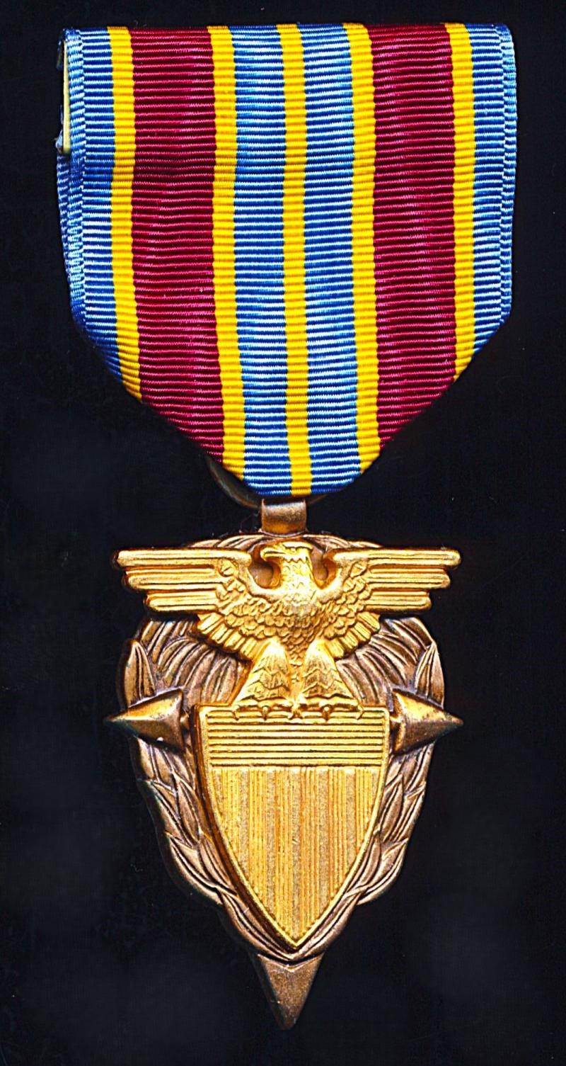 United States: Defense Logistics Agency (DLA) 'Superior Civilian Service Award'. Bi-Metal gilt & bronze