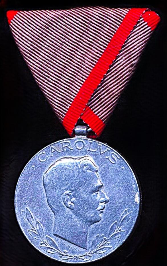 Austria (Imperial): Wound Medal. With riband for 'Disabled' (veterans who were invalids)