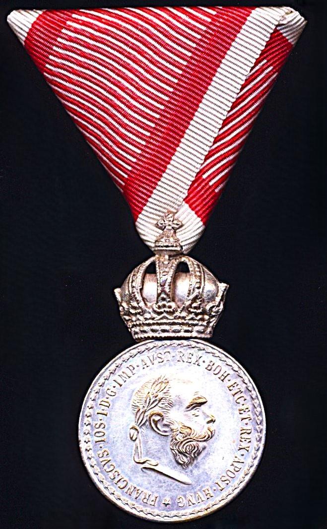 Austria (Imperial): Military Merit Medal (Signum Laudis). Franz Joseph issue. Silver issue, on 'War Riband'. Issued pre-1916