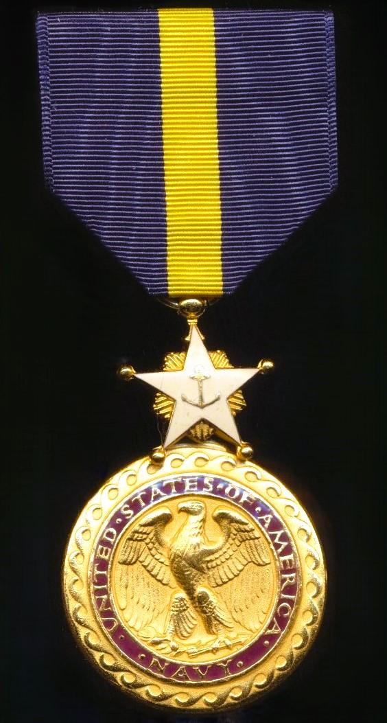 United States: Navy Distinguished Service Medal. Gilt and enamel (Post 1990 issue)