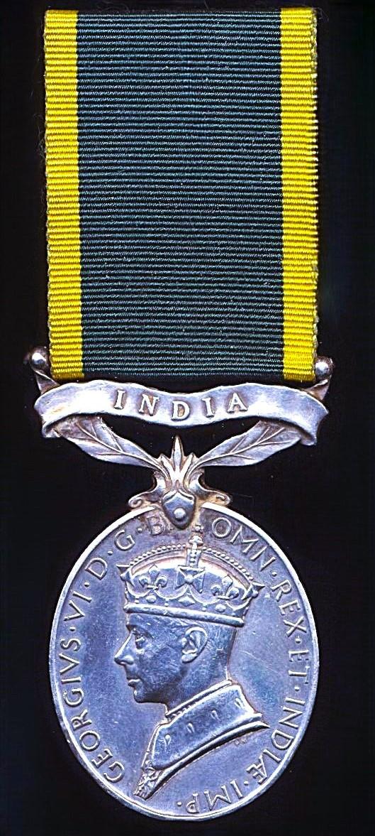 Efficiency Medal. GVI first issue with clasp 'India' (Pte. J. Mendes, Bombay Contgt., A.F.I.)