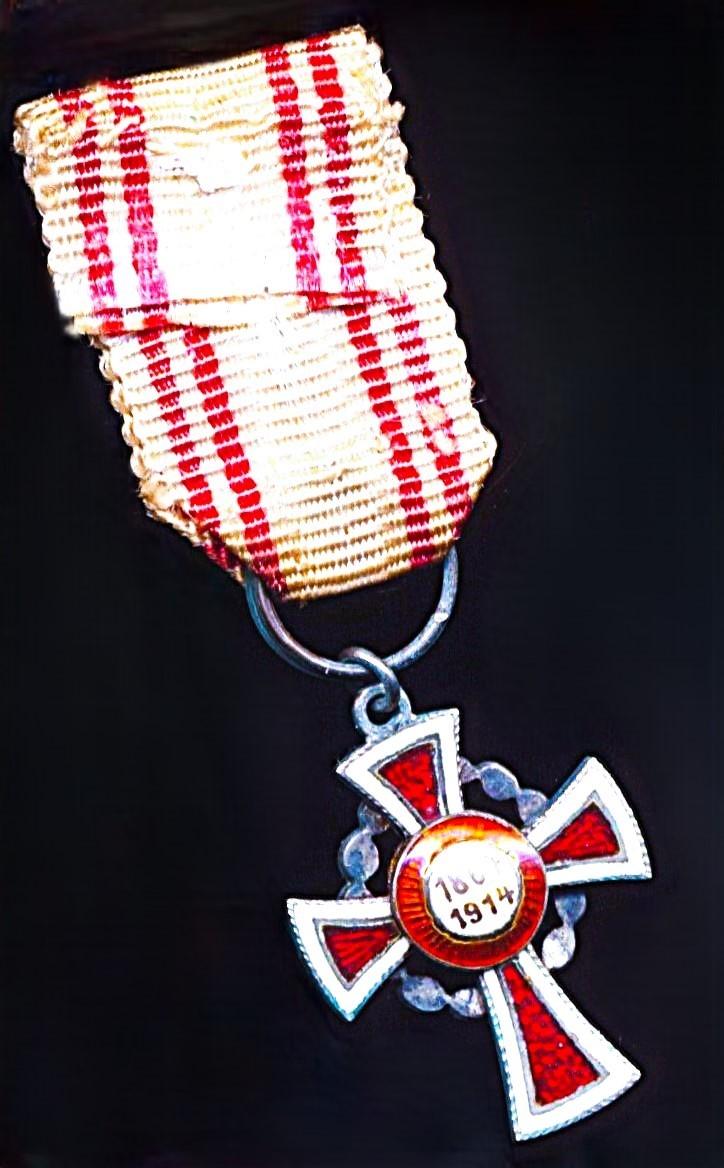 Austria (Imperial): The Decoration for Services to the Red Cross.2nd Class with 'War Decoration' 1914-18. Miniature medal