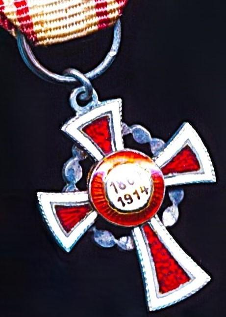 Austria (Imperial): The Decoration for Services to the Red Cross.2nd Class with 'War Decoration' 1914-18. Miniature medal