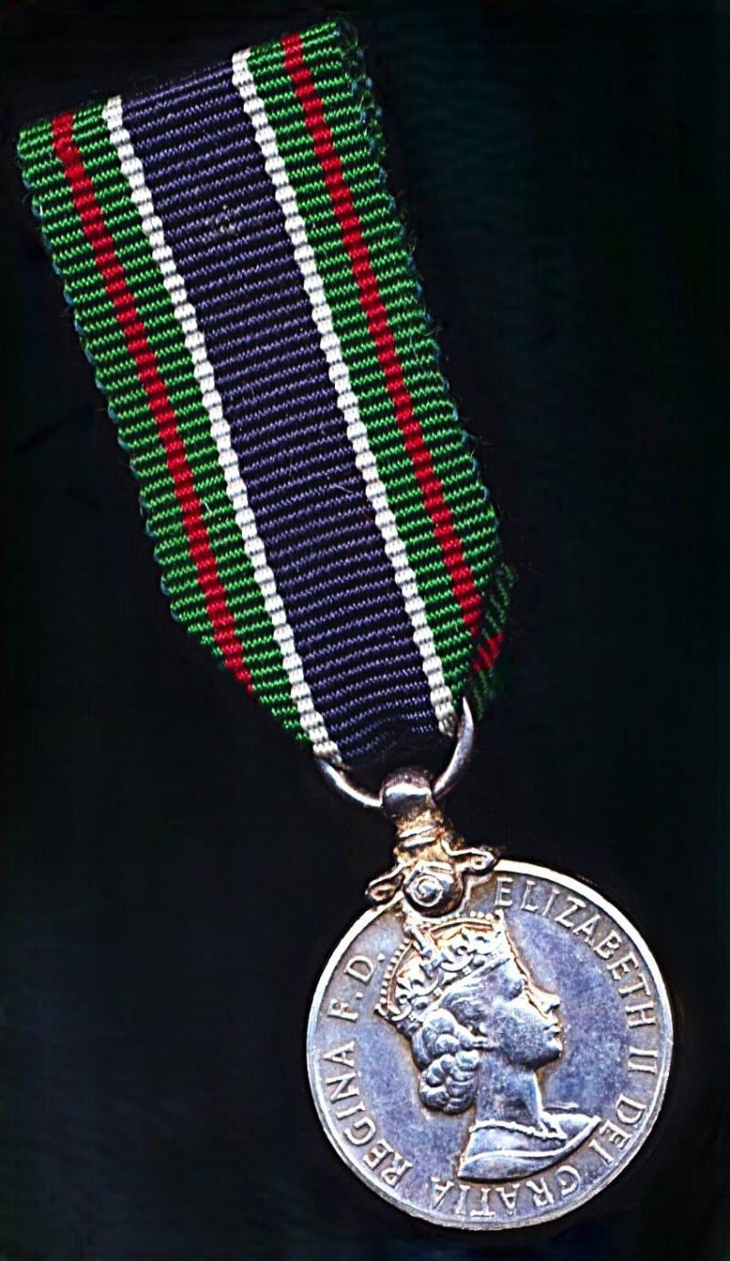 United Kingdom: Colonial Police Medal for Gallantry (C.P.M.). EIIR issue. 2nd type 'Dei Gratia' obverse legend (circa 1958-2012)