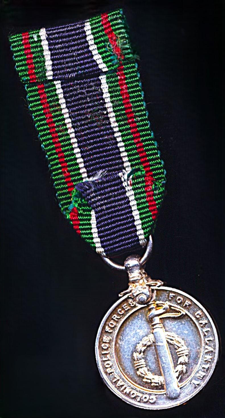 United Kingdom: Colonial Police Medal for Gallantry (C.P.M.). EIIR issue. 2nd type 'Dei Gratia' obverse legend (circa 1958-2012)