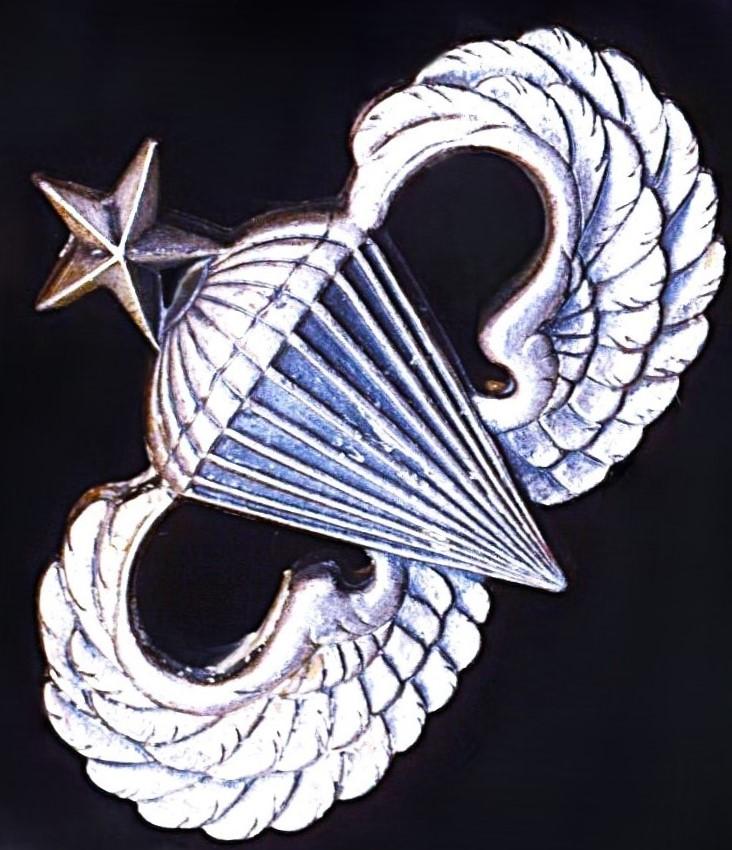 United States: Senior Parachutist Badge. Sterling silver marked regulation size. Circa 1950-1968