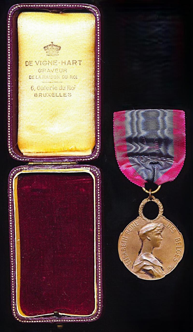 Belgium: Queen Elisabeth Medal 1914-1919 (Medaille de la reine Elisabeth / Koningin Elisabeth Medaille)