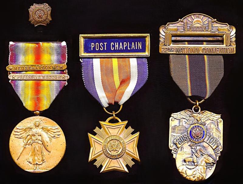 United States: An American Gunner's Positively Attributed Great War era Medal group of 3 together with Identity Discs: Edward David Randall, 3rd Field Artillery Regiment, 6th Infantry Division, American Expeditionary Force