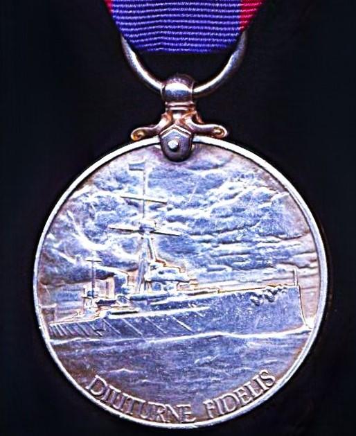 Royal Fleet Reserve Long Service & Good Conduct Medal. GV issue first type (SS-404938 (CH.B. 8616) E. W. Smith. L.Sto. R.F.R.)