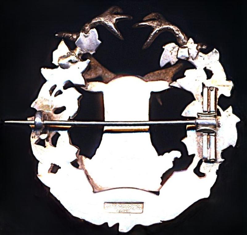 Gordon Highlanders: Officers Glengarry / Bonnet cap badge. Silver (makers marks for Kirkwood, Edinburgh).