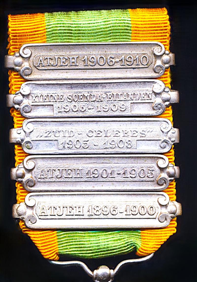 Netherlands Expeditions Cross (Expeditie-Kruis). 2nd Type Portrait Obverse. With 5 x clasps (or 'Gespen'). 'Atjeh 1896-1900', 'Atjeh 1901-1905','Zuid-Celebes 1905-1908', 'Klein Soenda-Eilanden' & 'Atjeh 1906-1910'