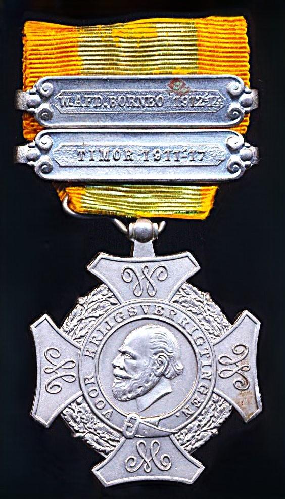 Netherlands Expeditions Cross (Expeditie-Kruis). 2nd Type Portrait Obverse. With 2 x clasps (or 'Gespen'). 'Timor 1911-'14' & ' W.Afd. Borneo 1912-'14'