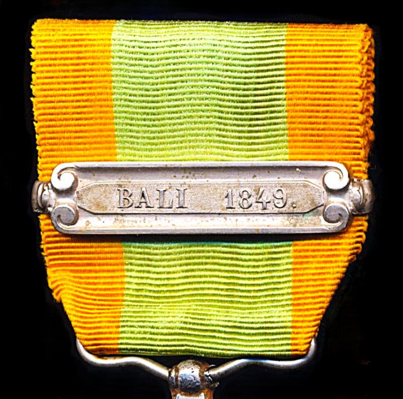 Netherlands Expeditions Cross (Expeditie-Kruis). 1st Type Portrait Obverse. With 1 x clasp (or 'Gespen') 'Bali 1849'