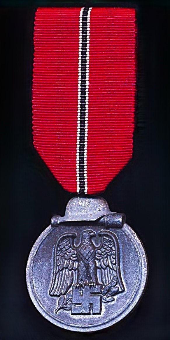 Germany (Third Reich): Winter Battle in the East 1941-2 (Ostmedaille). With maker mark '55'. Popularly referred to as the 'Eastern Front Medal', or 'Winter War Medal'