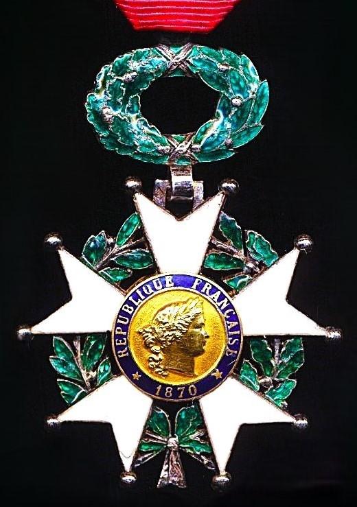 France: Legion of Honour (La Legion D'Honneur). 5th Class 'Chevalier' (Knight) breast badge in silver, gilt & enamel. An award of the 3rd Republic (circa 1870-1940). With dated '1870' obverse