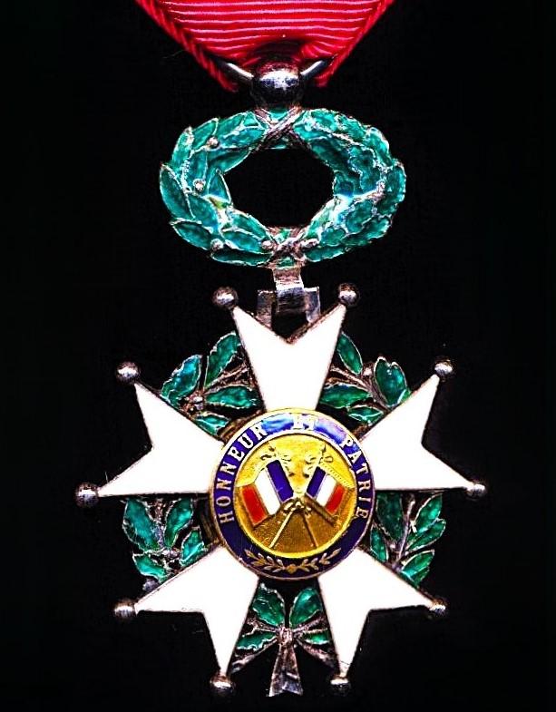 France: Legion of Honour (La Legion D'Honneur). 5th Class 'Chevalier' (Knight) breast badge in silver, gilt & enamel. An award of the 3rd Republic (circa 1870-1940). With dated '1870' obverse