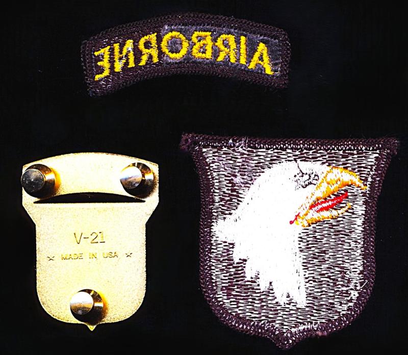 United States Army: 101st Airborne Division (Air Assault). Lot of insignia circa 1970-2026