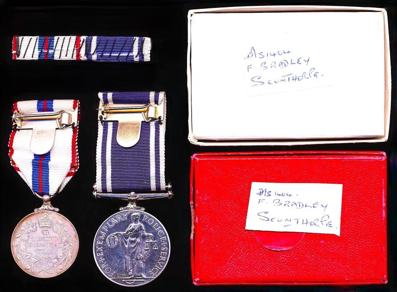 A Scunthorpe/ Sleaford Lincolnshire / Humberside Detective Sergeants Royal Commemorative & Police Long Service Medal pair: Detective-Sergeant Francis 'Frank' Bradley, Humberside Police late Lincolnshire Constabulary